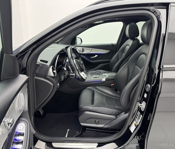 Mercedes GLC 300 4MATIC 2020, 108,500 km - 2.0 л - Bakı