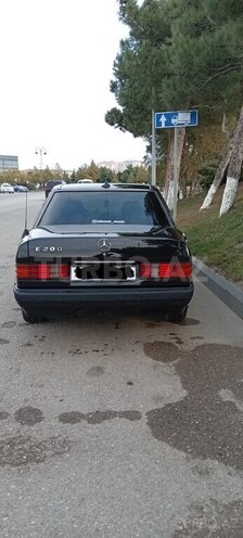 Mercedes 190 1992, 157,000 km - 2.0 l - Sumqayıt