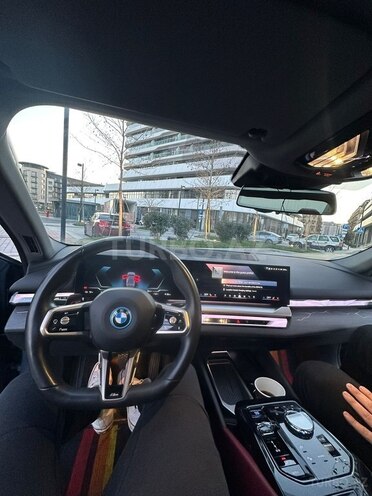 BMW i5 2024, 25,000 km - 0.0 l - Bakı