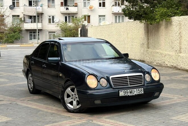 Mercedes E 240 1999, 346,000 km - 2.4 l - Sumqayıt