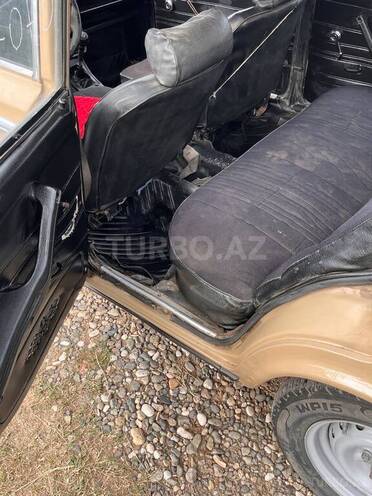 LADA (VAZ) 2106 1988, 236,000 km - 1.3 l - Qazax