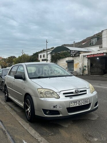 Toyota Corolla 2004, 400,000 km - 1.4 l - Bakı