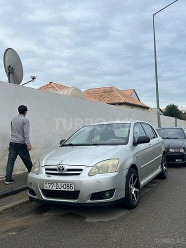 Toyota Corolla 2004, 400,000 km - 1.4 l - Bakı