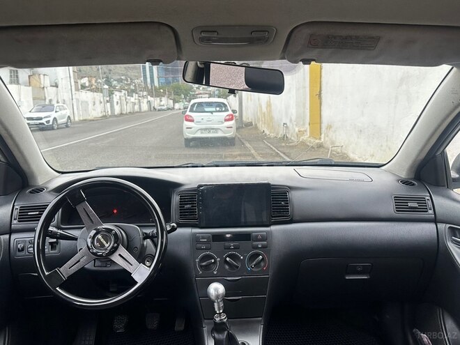 Toyota Corolla 2004, 400,000 km - 1.4 l - Bakı