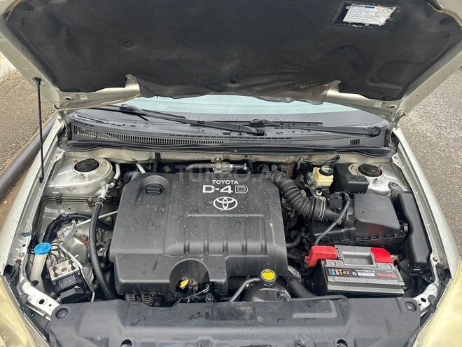 Toyota Corolla 2004, 400,000 km - 1.4 l - Bakı