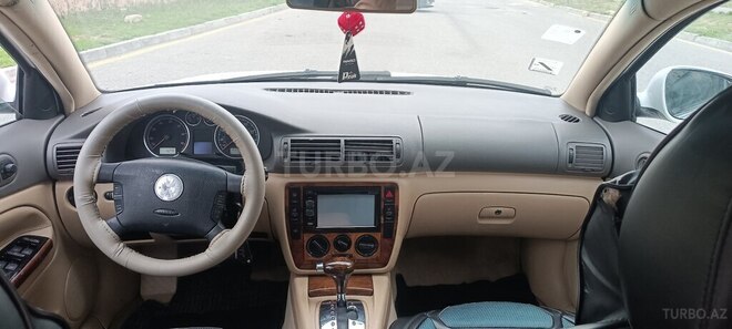 Volkswagen Passat 2004, 217,112 km - 1.8 l - Bakı