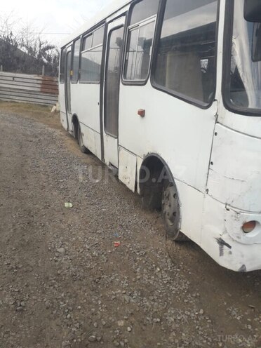 Isuzu Bogdan 2007, 250,000 km - 4.6 l - Gəncə