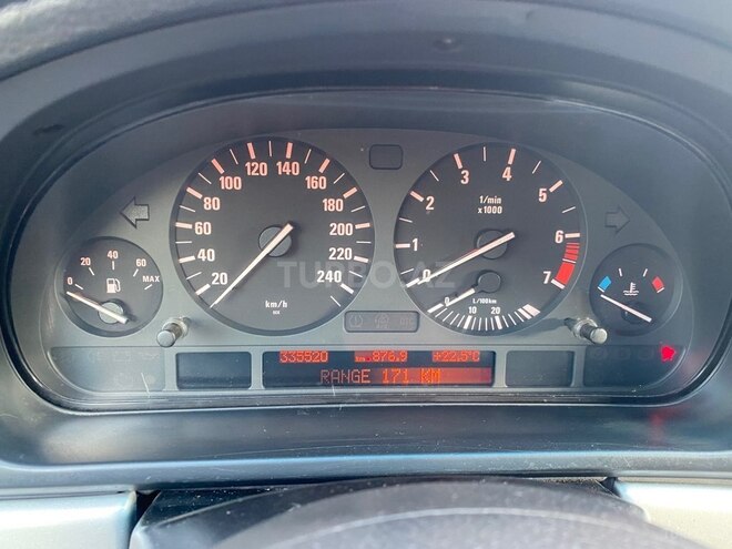 BMW 525 2000, 335,520 km - 2.5 л - Zaqatala