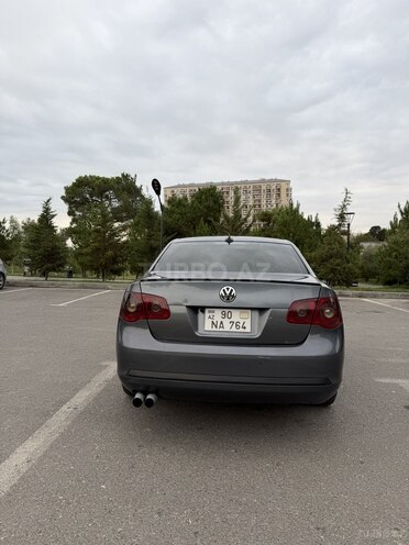 Volkswagen Jetta 2005, 224,200 km - 2.5 л - Bakı
