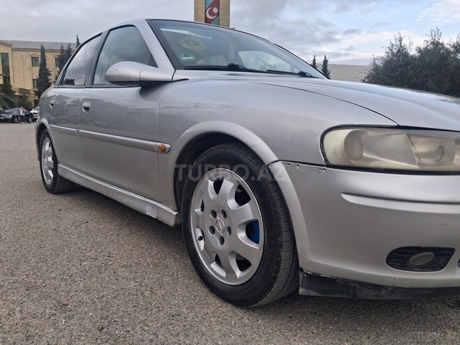 Opel Vectra 1999, 390,000 km - 2.2 l - Sumqayıt