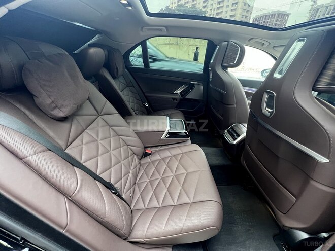 BMW 740 2025, 12,000 km - 3.0 l - Bakı