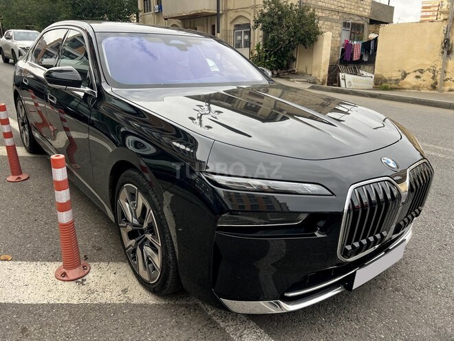 BMW 740 2025, 12,000 km - 3.0 l - Bakı