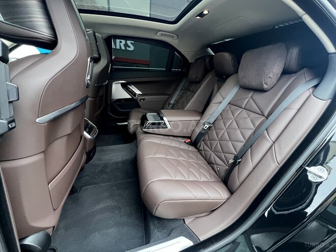 BMW 740 2025, 12,000 km - 3.0 l - Bakı