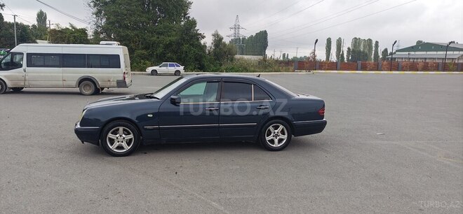 Mercedes E 230 1996, 405,500 km - 2.3 л - Xaçmaz