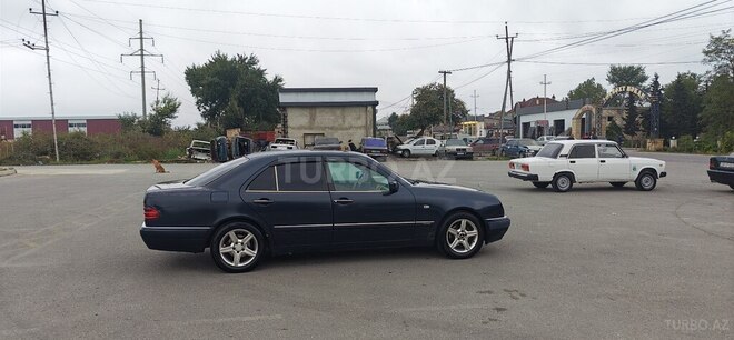 Mercedes E 230 1996, 405,500 km - 2.3 л - Xaçmaz