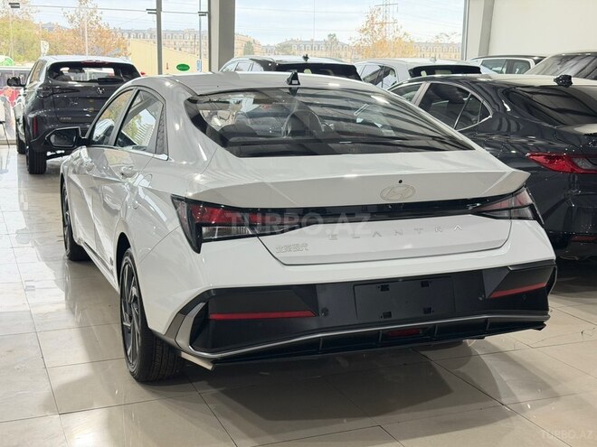 Hyundai Elantra 2026, 0 km - 1.5 l - Bakı