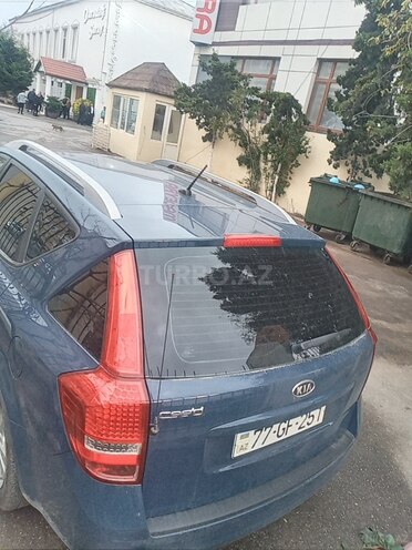 Kia  2010, 239,000 km - 1.4 l - Bakı