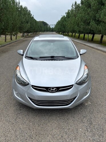 Hyundai Elantra 2012, 236,728 km - 1.8 l - Masallı