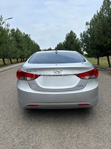 Hyundai Elantra 2012, 236,728 km - 1.8 l - Masallı