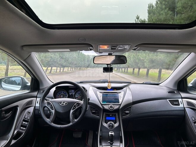 Hyundai Elantra 2012, 236,728 km - 1.8 l - Masallı