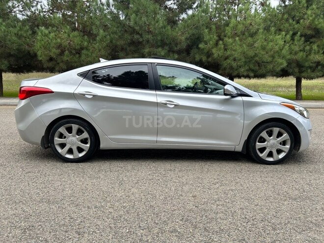 Hyundai Elantra 2012, 236,728 km - 1.8 l - Masallı