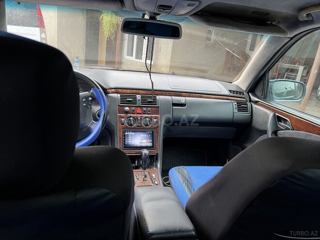 Mercedes E 220 2000, 565,965 km - 2.2 l - Lənkəran