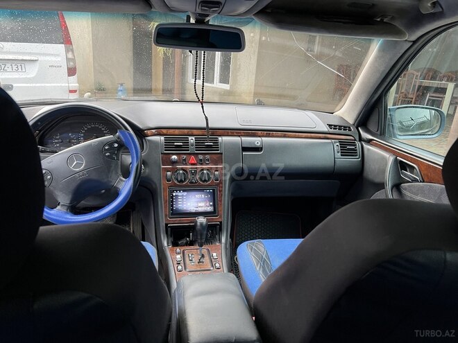 Mercedes E 220 2000, 565,965 km - 2.2 l - Lənkəran