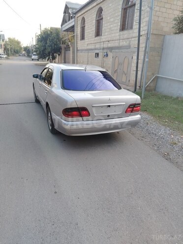 Mercedes E 270 2001, 475,000 km - 2.7 л - Bakı