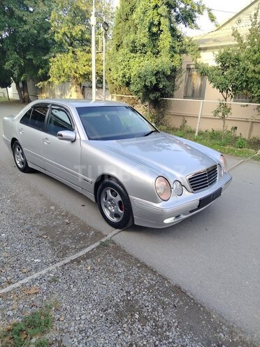 Mercedes E 270 2001, 475,000 km - 2.7 л - Bakı