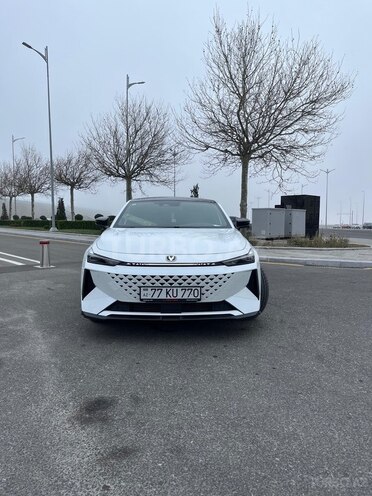 Changan  2025, 14,500 km - 1.5 л - Bakı