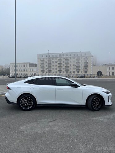 Changan  2025, 14,500 km - 1.5 л - Bakı