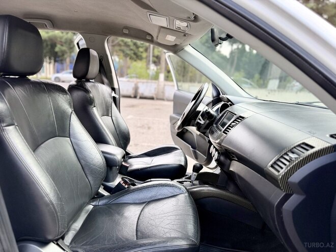 Mitsubishi Outlander 2008, 214,777 km - 2.4 л - Sumqayıt