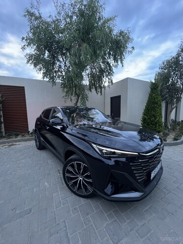 Changan  2025, 12,500 km - 1.5 л - Bakı