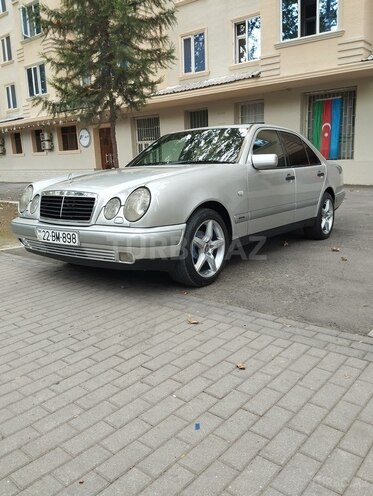 Mercedes E 230 1997, 265,328 km - 2.3 l - Mingəçevir