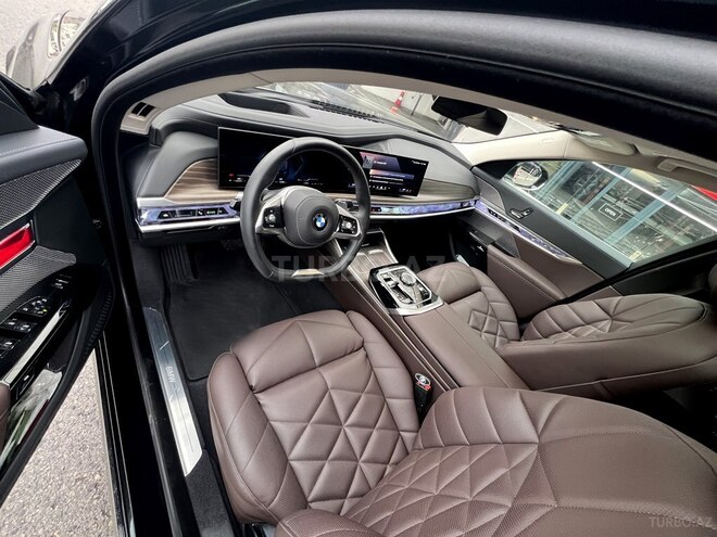 BMW 740 2025, 12,000 km - 3.0 l - Bakı