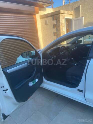 Volkswagen Jetta 2012, 174,545 km - 2.0 l - Bakı