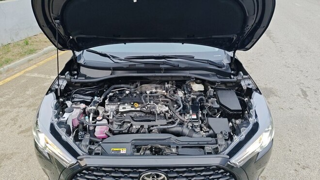 Toyota Corolla Cross 2025, 4,600 km - 2.0 l - Bakı