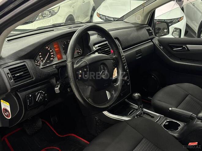 Mercedes B 170 2009, 140,000 km - 1.7 l - Sumqayıt