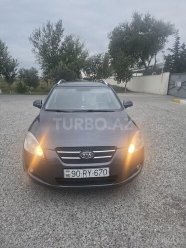 Kia  2009, 313,000 km - 1.4 l - Bakı