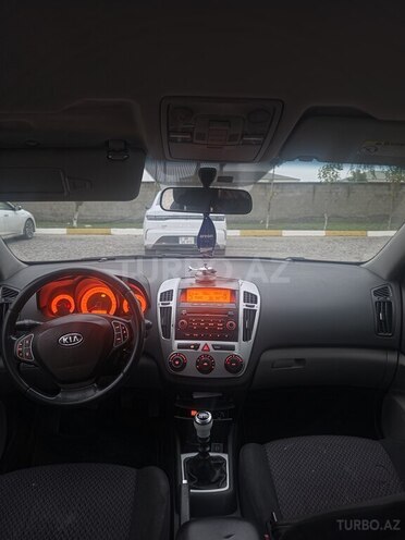 Kia  2009, 313,000 km - 1.4 l - Bakı