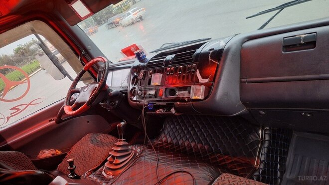 Mercedes Atego 1529 2000, 211,009 km - 6.4 l - Şirvan