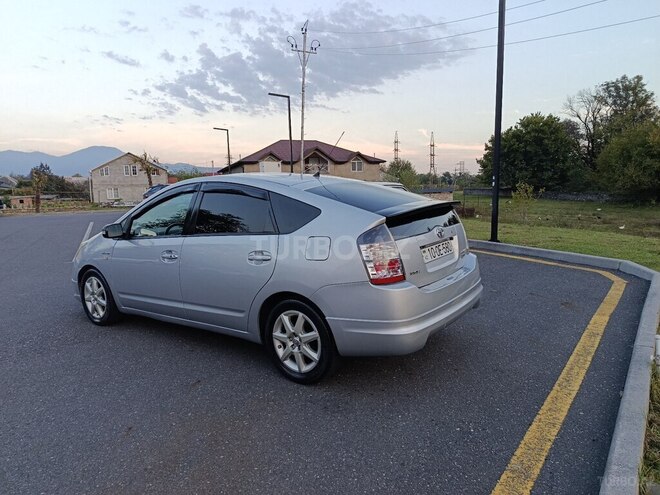 Toyota Prius 2007, 328,000 km - 1.5 л - Zaqatala