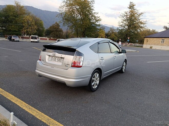 Toyota Prius 2007, 328,000 km - 1.5 л - Zaqatala