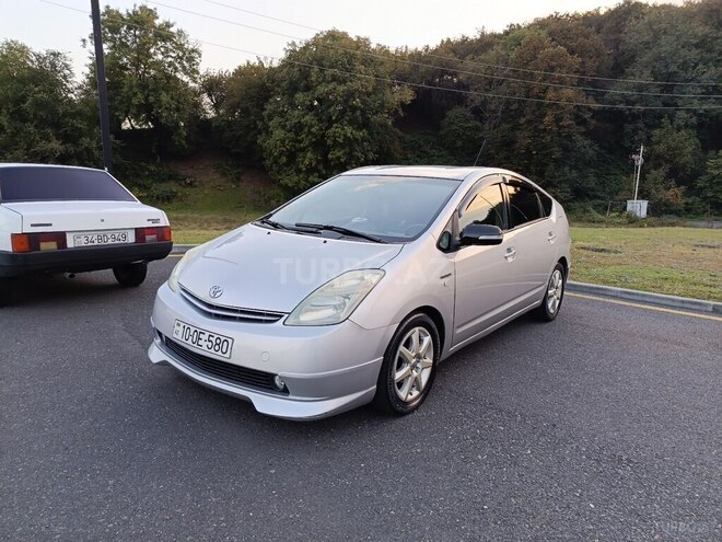 Toyota Prius 2007, 328,000 km - 1.5 л - Zaqatala