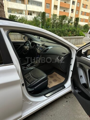 Hyundai Avante 2014, 256,000 km - 1.6 l - Bakı