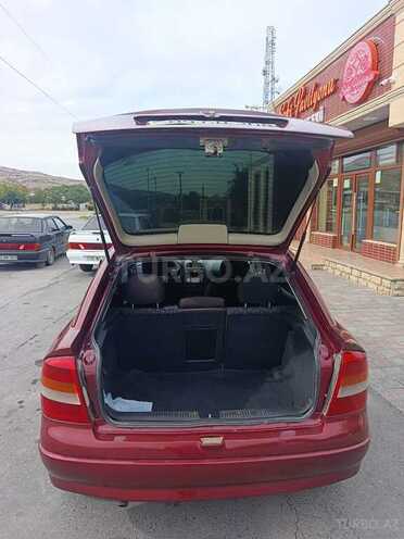 Opel Astra 1999, 350,000 km - 1.6 l - Qax