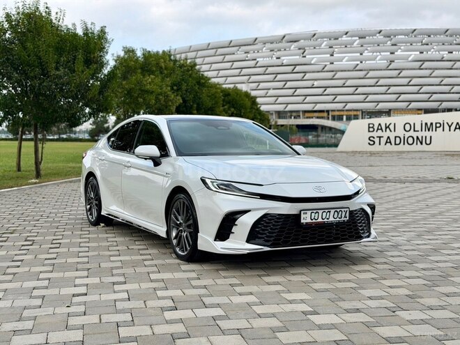 Toyota Camry 2025, 11,000 km - 2.0 l - Bakı