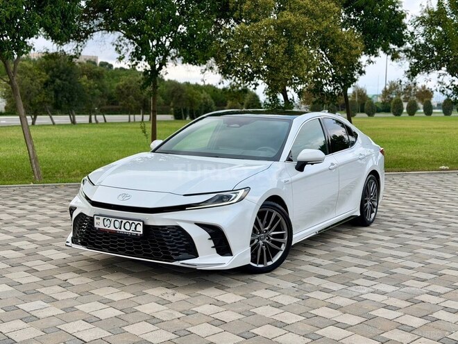 Toyota Camry 2025, 11,000 km - 2.0 l - Bakı