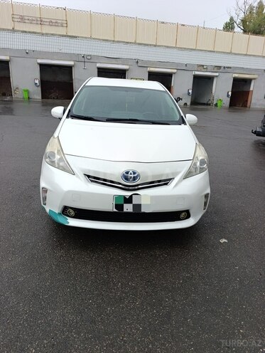 Toyota Prius V 2013, 266,000 km - 1.8 l - Bakı