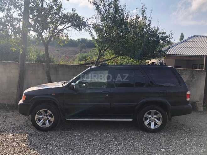 Nissan Pathfinder 2004, 300,000 km - 3.5 l - Quba
